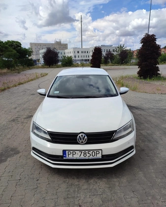 Volkswagen Jetta cena 30000 przebieg: 338400, rok produkcji 2015 z Piła małe 106